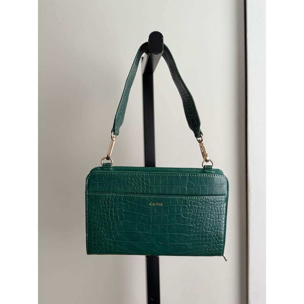 CALPAK Croc Faux Leather Travel Wallet Crossbody - One Size - Emerald Green
